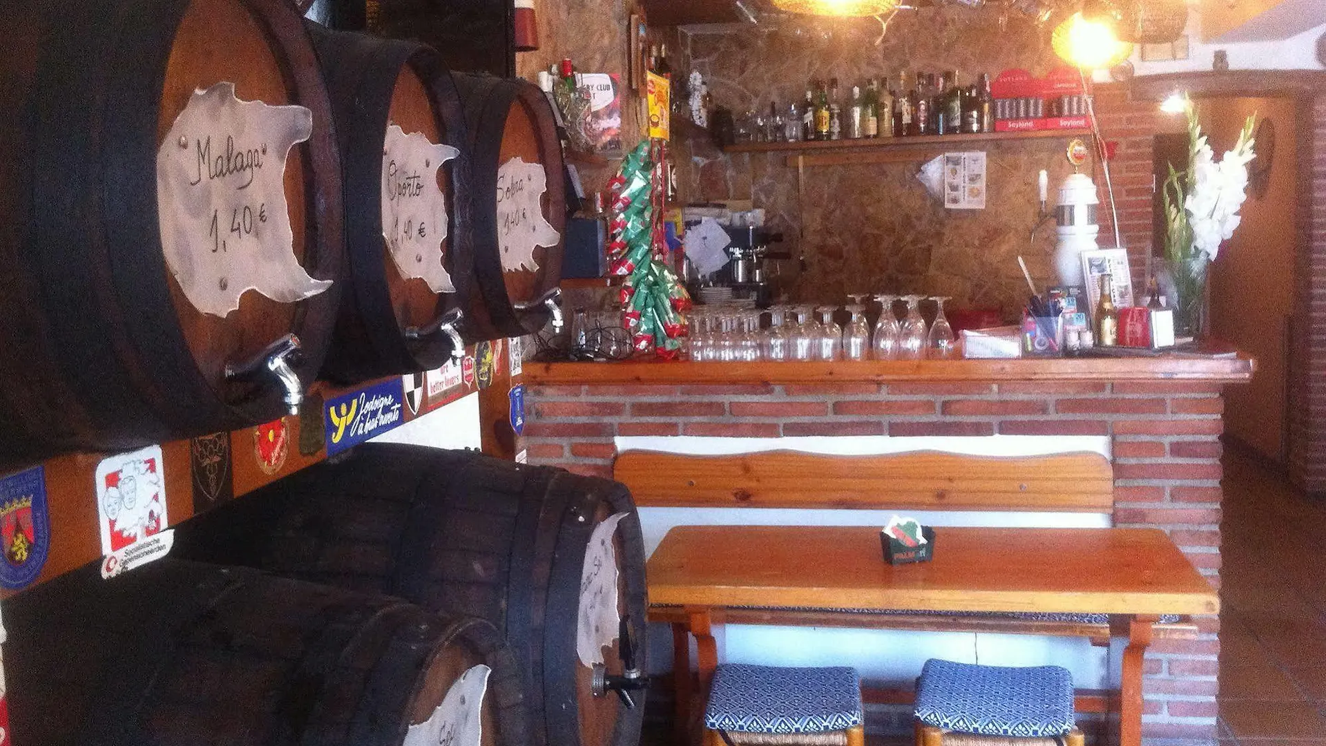 ゲストハウス Hostal Ribas リョレート・デ・マル スペイン